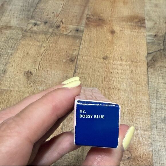 ONE/SIZE by Patrick Starrr 
Point Made Waterproof Liquid Eyeliner Pen bossy blue - Picture 3 of 6